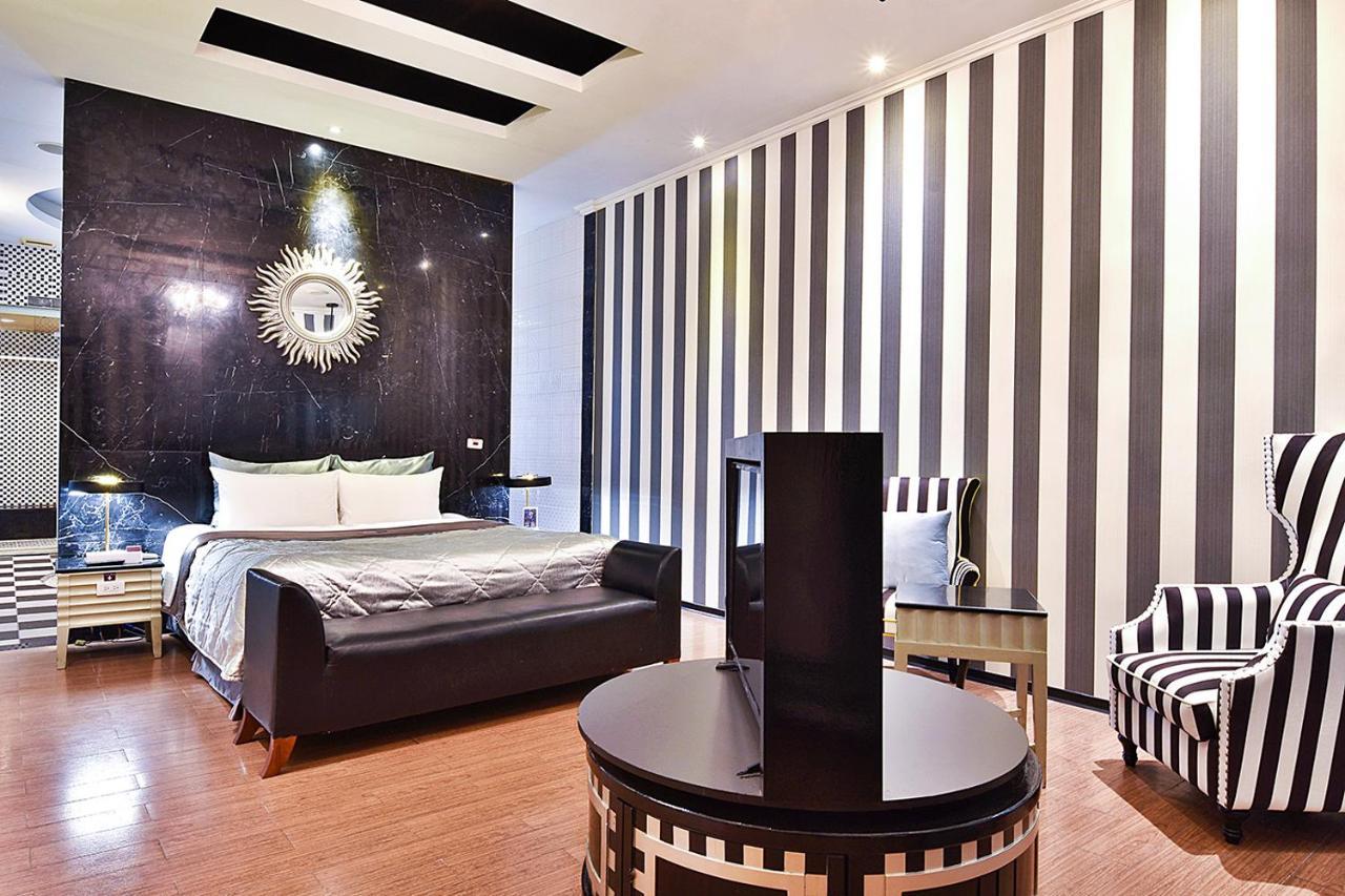 Vogue Boutique Motel Yangmei Exteriör bild